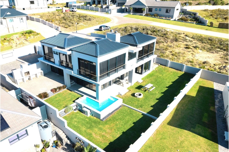 4 Bedroom Property for Sale in Blue Waters Estate Eastern Cape